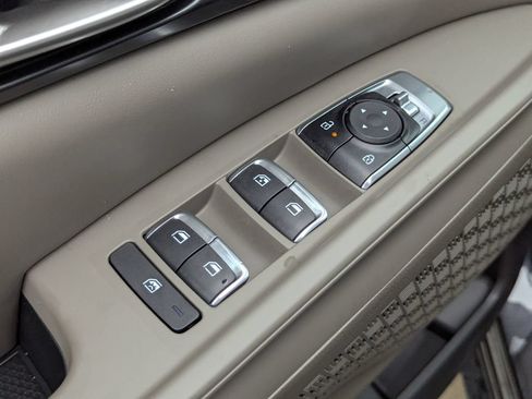 New 2026 Kia Carnival FWD image 19