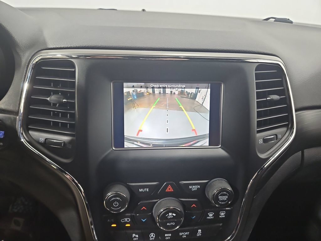 Used 2019 Jeep Grand Cherokee Laredo RWD image 20