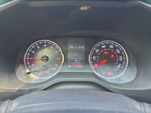 Used 2021 Toyota RAV4 XLE AWD/4WD image 25