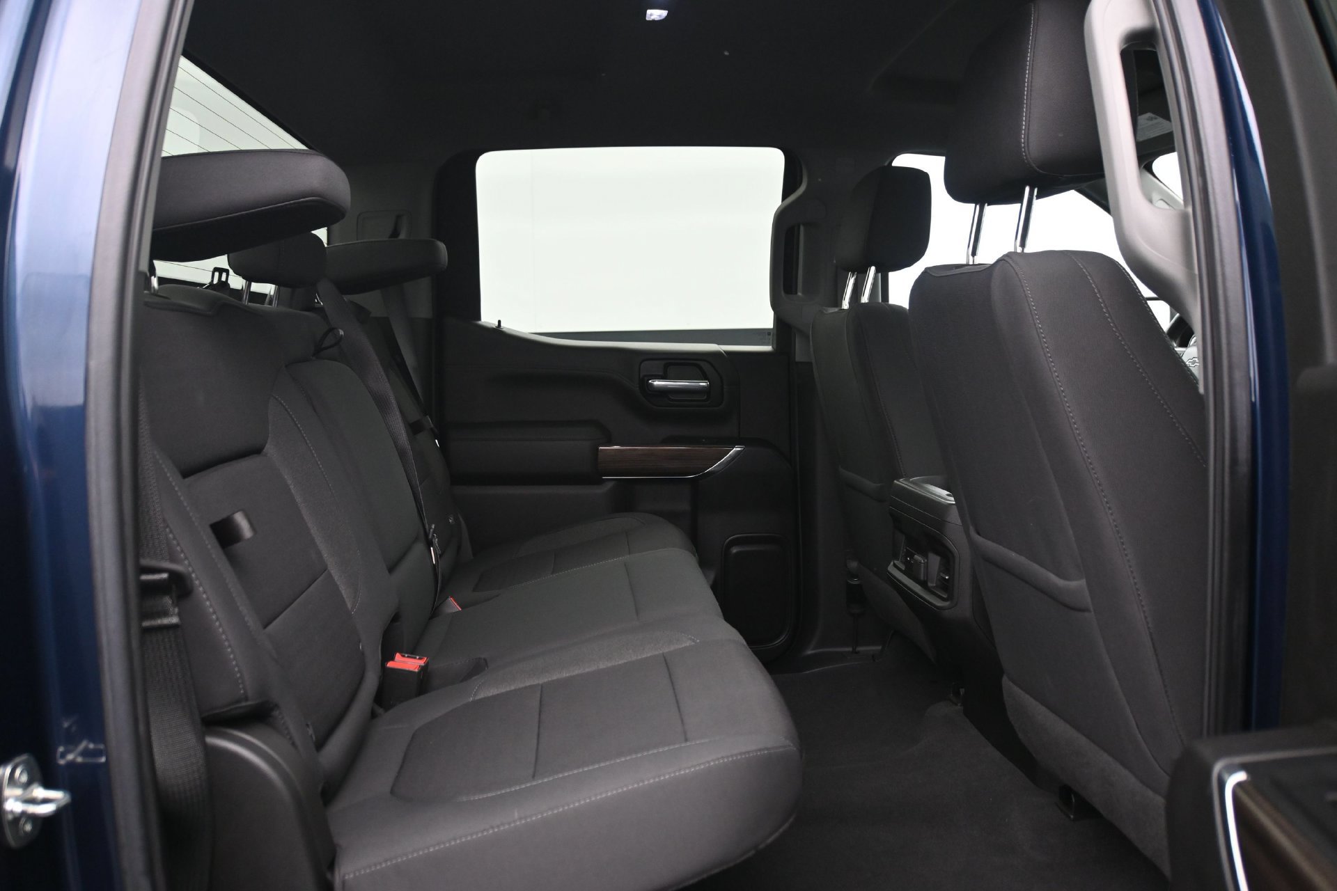 Used 2021 Chevrolet Silverado 1500 LT Trail Boss w/ Bed Protection Package AWD/4WD image 14