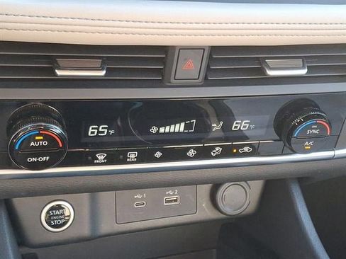 Certified 2023 Nissan Rogue SV image 16