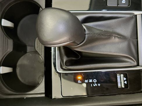 Used 2025 MAZDA CX-50 AWD 2.5 Hybrid w/ Premium Pkg image 25