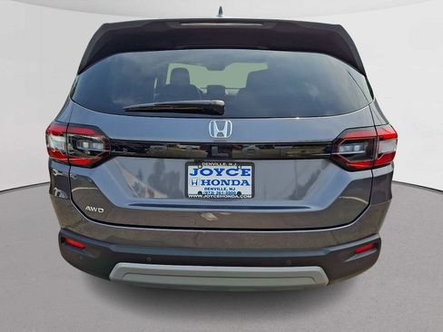 Certified 2024 Honda Pilot EX-L image 9