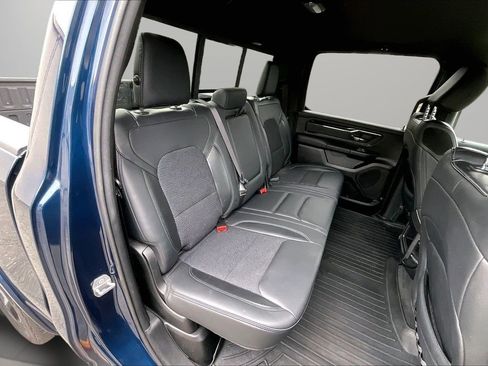 Used 2020 RAM 1500 Big Horn w/ Built-to-serve Edition image 25