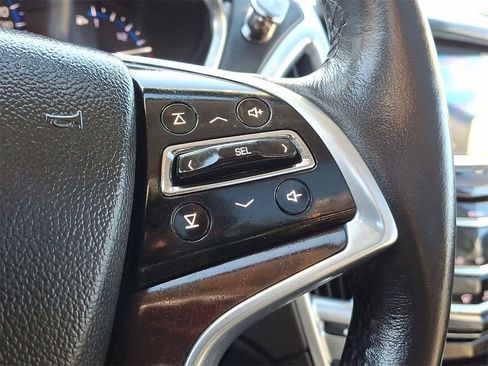 Used 2014 Cadillac SRX Luxury w/ Driver Awareness Package image 18