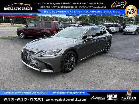 Used 2018 Lexus LS 500 w/ Interior Upgrade Package RWD image 3