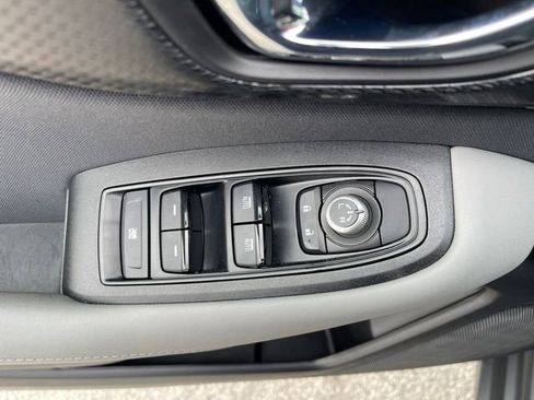 Used 2025 Subaru Outback Premium image 27