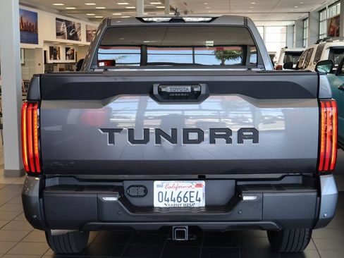 Used 2025 Toyota Tundra SR5 w/ SR5 Convenience Package AWD/4WD image 4