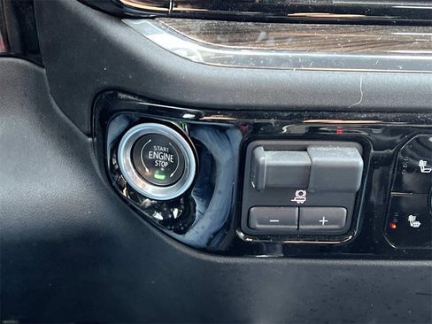 Used 2023 Chevrolet Silverado 1500 RST image 22