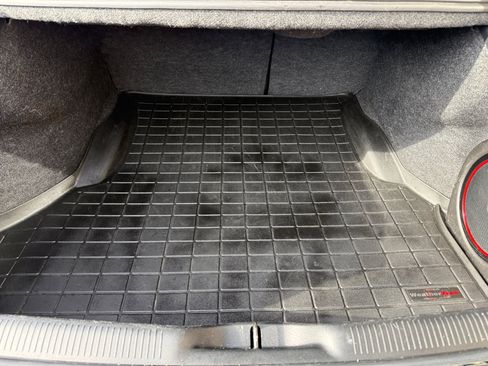 Used 2017 Dodge Charger SXT w/ AWD Premium Group image 19