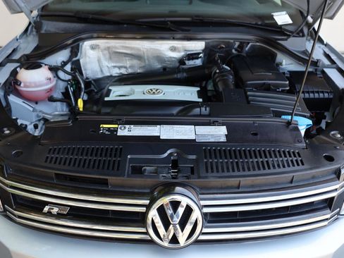 Used 2016 Volkswagen Tiguan R-Line AWD/4WD image 11