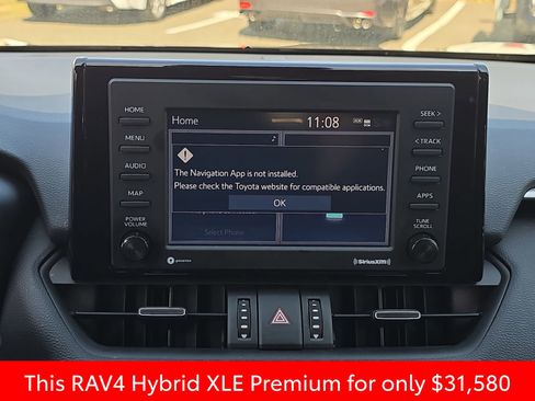 Used 2022 Toyota RAV4 XLE Premium image 29