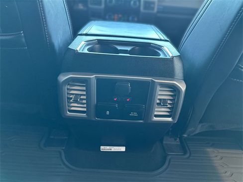 Certified 2021 Ford F250 Platinum w/ FX4 Off-Road Package image 24