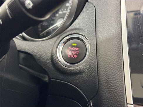 Used 2018 Subaru Outback 2.5i Limited image 33