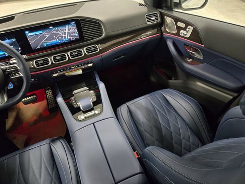 New 2026 Mercedes-Benz GLE 63 AMG S image 36