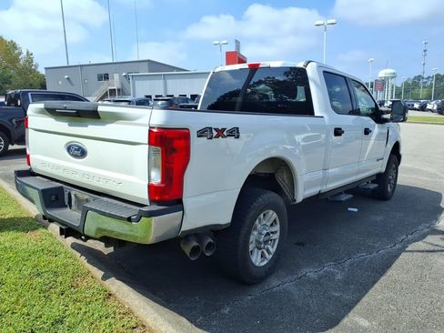 Used 2019 Ford F250 XLT w/ Snow Plow Prep Package AWD/4WD image 2