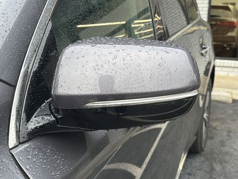 Used 2018 Acura MDX SH-AWD image 10