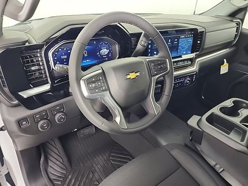 New 2026 Chevrolet Silverado 1500 LT image 17