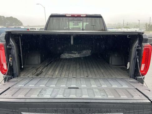 Used 2022 GMC Sierra 1500 Denali AWD/4WD image 13