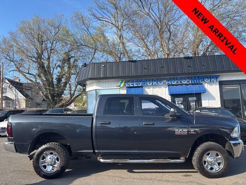 Used 2016 RAM 2500 Tradesman w/ Chrome Appearance Group AWD/4WD image 3