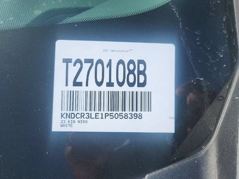 Certified 2023 Kia Niro EX FWD image 5