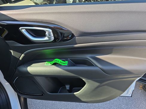 New 2026 Jeep Compass Latitude image 38