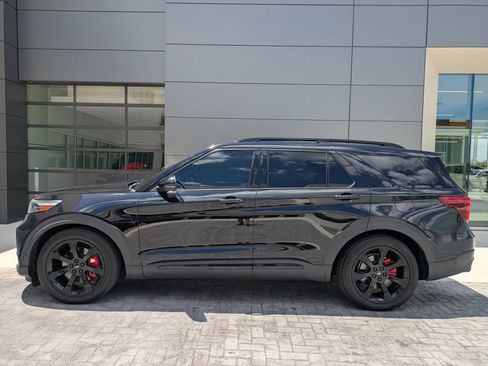Used 2020 Ford Explorer ST w/ ST High-Performance Pack AWD/4WD image 9