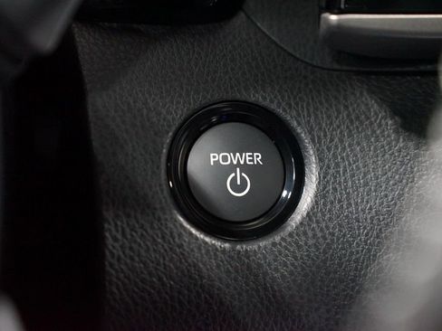 New 2026 Toyota Camry SE image 24