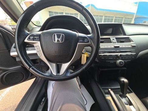 Used 2010 Honda Accord EX-L image 4