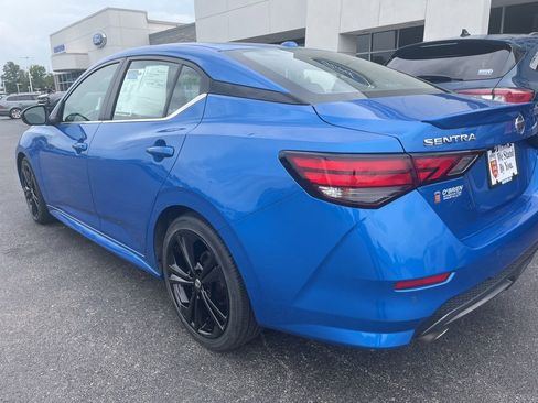 Used 2023 Nissan Sentra SR w/ SR Premium Package image 3