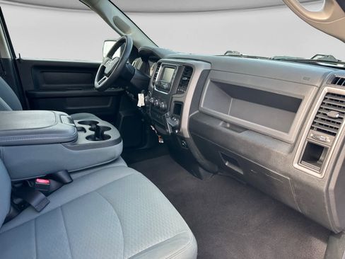 Used 2018 RAM 1500 Express w/ Express Value Package AWD/4WD image 17