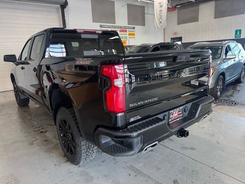 Used 2024 Chevrolet Silverado 1500 LT Trail Boss w/ Convenience Package II image 7