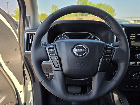 New 2025 Nissan Frontier SV w/ SV Convenience Package image 21
