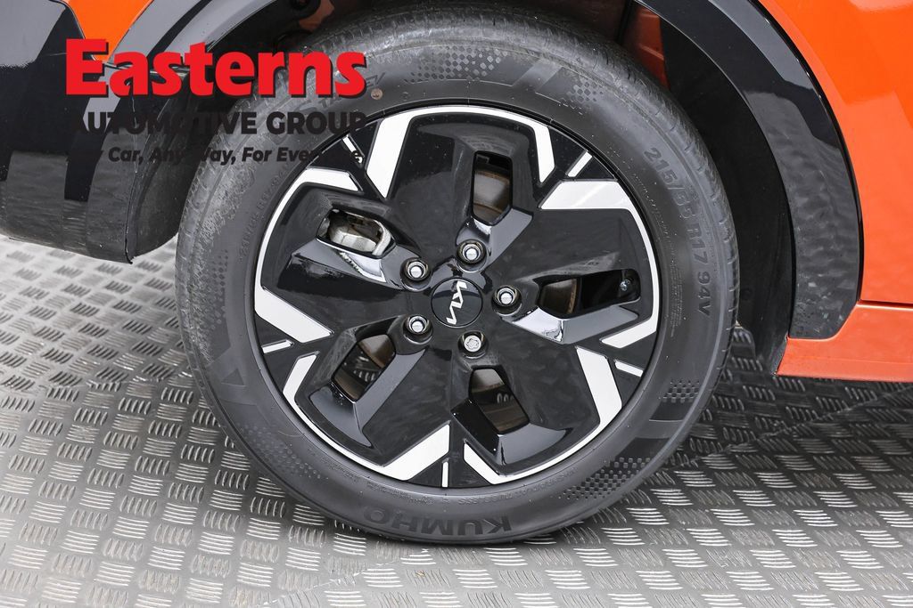 Used 2023 Kia Niro Wind w/ Wind Preserve Package FWD image 29