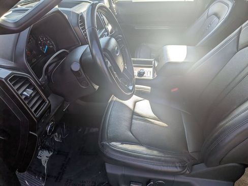 Used 2021 Ford Expedition Limited AWD/4WD image 17
