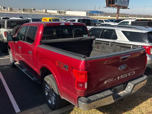 Used 2018 Ford F150 Lariat w/ Equipment Group 502A Luxury image 4