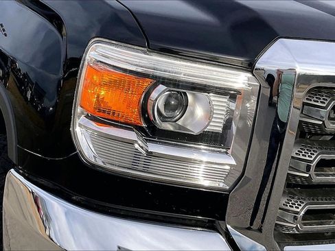 Used 2015 GMC Sierra 2500 SLE image 27