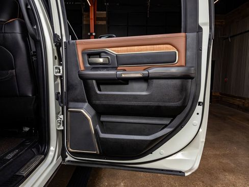 Used 2024 RAM 2500 Limited w/ Safety Group image 39