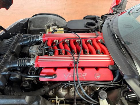 Used 1994 Dodge Viper RT/10 RWD image 30
