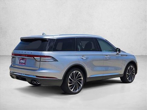 Used 2020 Lincoln Aviator Reserve w/ Equipment Group 202A AWD/4WD image 5
