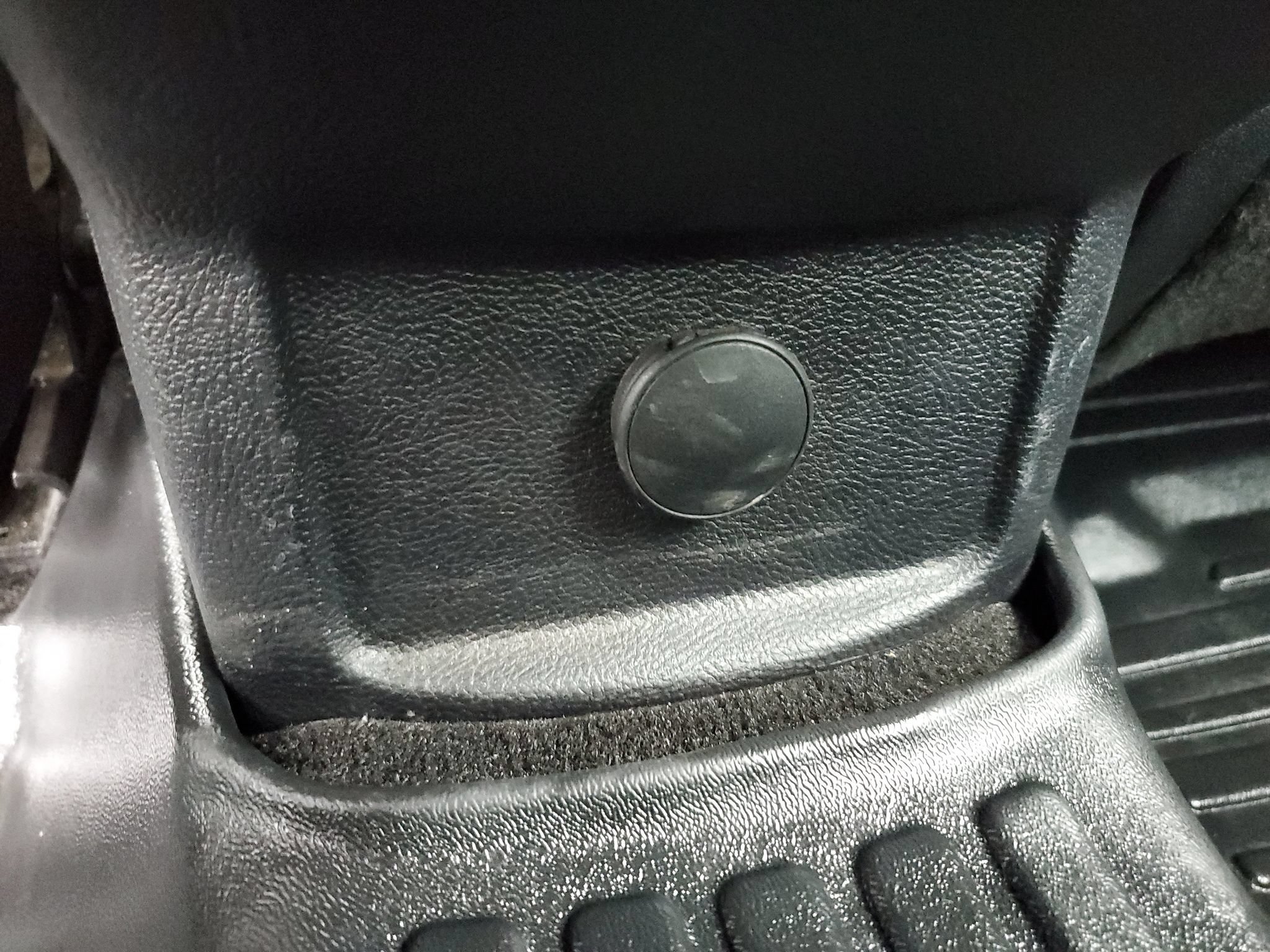 Used 2019 Ford Fusion SE FWD image 11