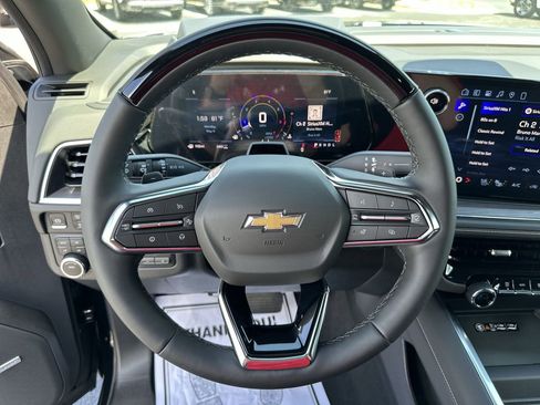 New 2026 Chevrolet Suburban Premier AWD/4WD image 20