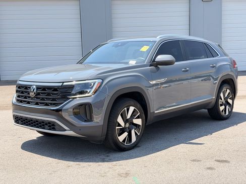 Used 2024 Volkswagen Atlas Cross Sport SEL AWD/4WD image 7