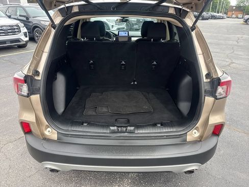 Used 2020 Ford Escape SE FWD image 12