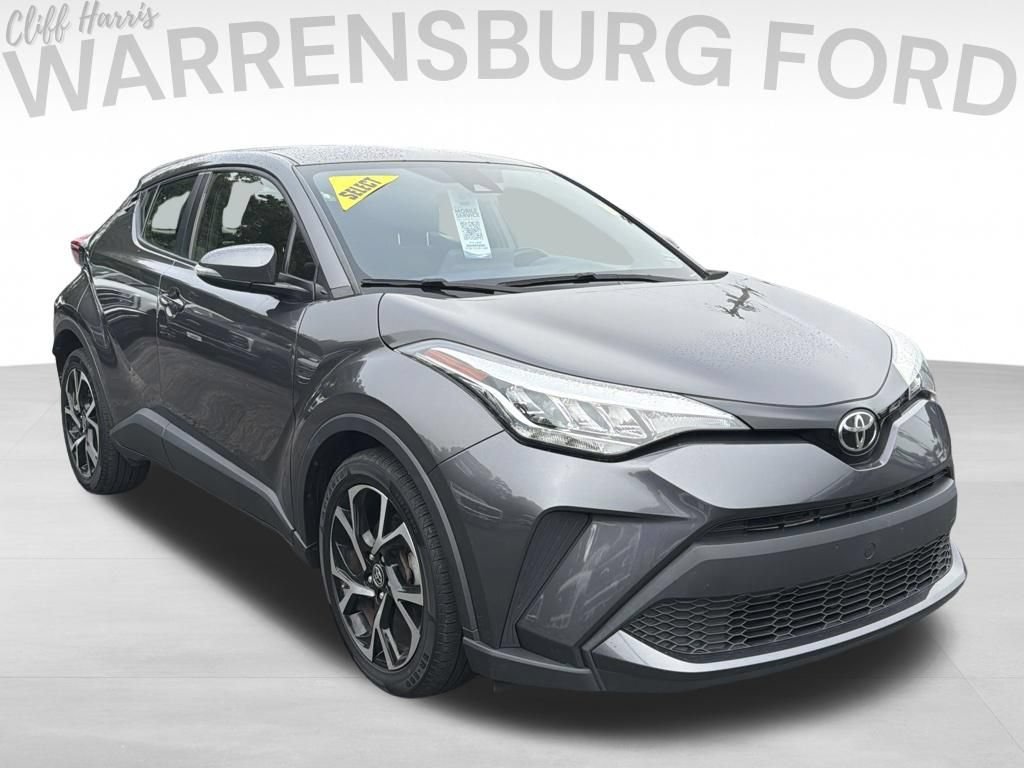 Used 2021 Toyota C-HR XLE FWD image 1