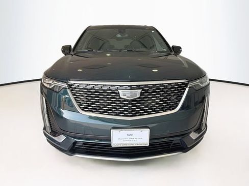 Used 2024 Cadillac XT6 Premium Luxury AWD/4WD image 2