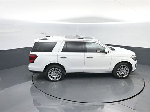 Certified 2023 Ford Expedition Limited image 24