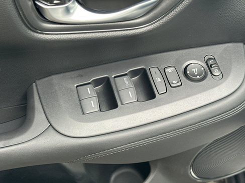 New 2026 Honda HR-V LX image 12