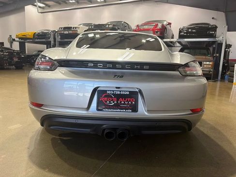 Used 2024 Porsche 718 Cayman RWD image 6