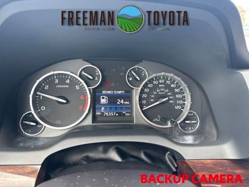 Used 2015 Toyota Tundra Limited w/ Limited Premium Package AWD/4WD image 8